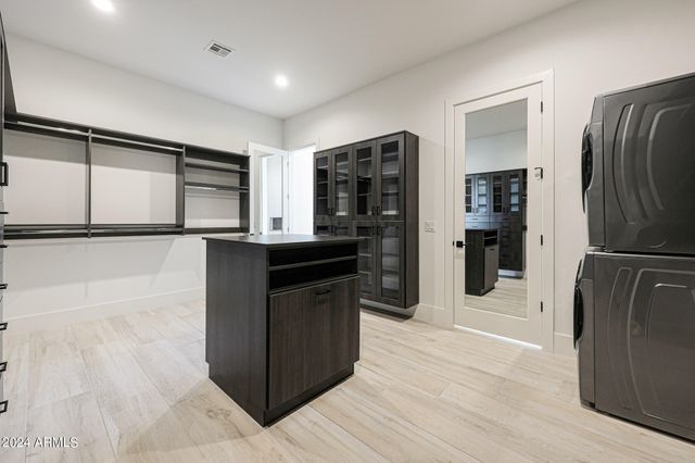 1420 E COYOTE WASH Drive, Phoenix, AZ 85085