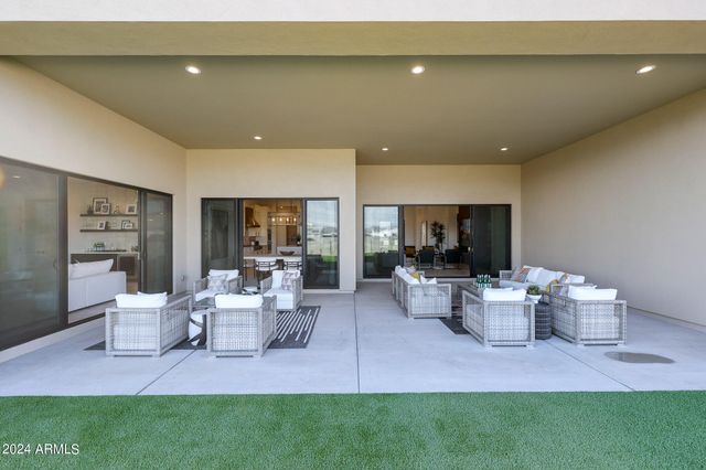 1420 E COYOTE WASH Drive, Phoenix, AZ 85085