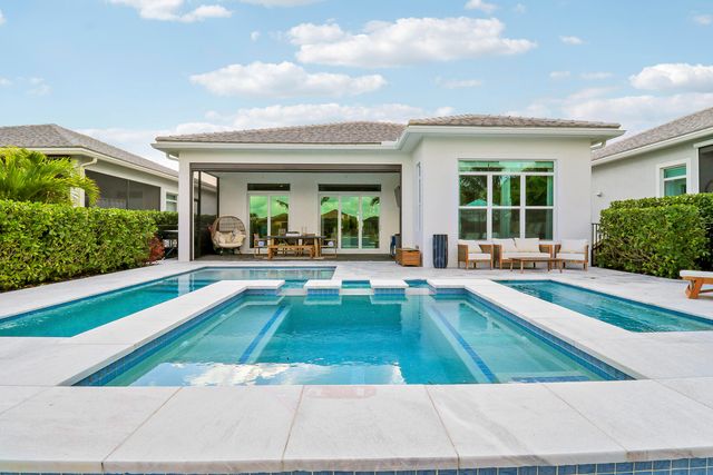 8888 SW Montova Way, Port St. Lucie, Port St Lucie, FL 34987