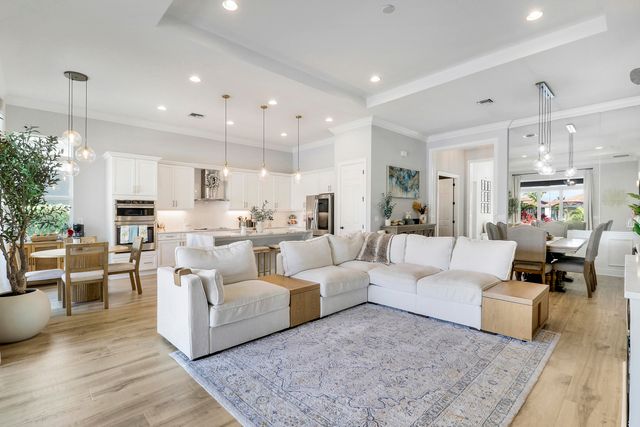 8888 SW Montova Way, Port St. Lucie, Port St Lucie, FL 34987