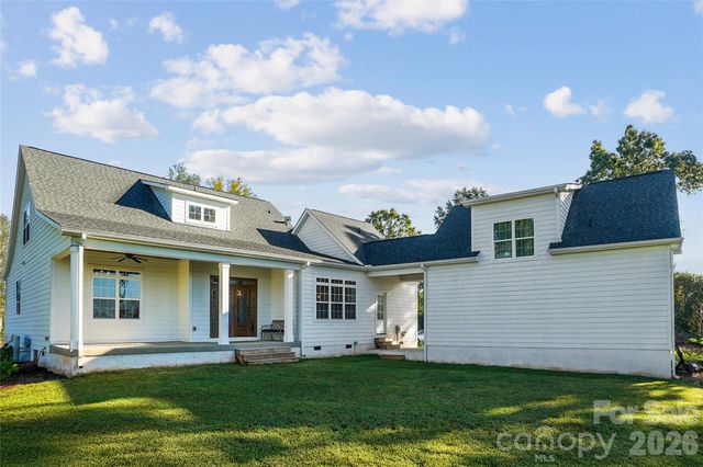 1904 Canal Road, Catawba, SC 29704