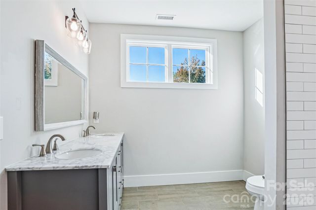 1904 Canal Road, Catawba, SC 29704