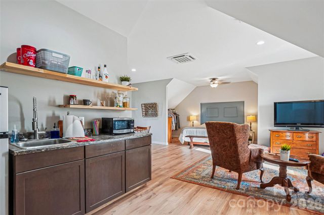 1904 Canal Road, Catawba, SC 29704