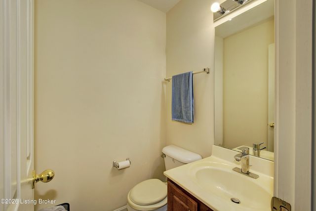 4803 Edge Valley Ln, Louisville, KY 40258