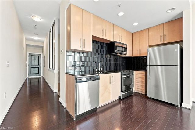 201 Elm Street 802, Greensboro, NC 27401