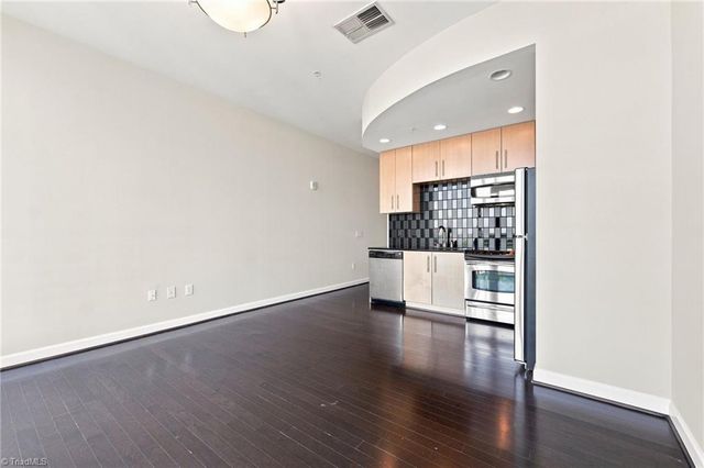 201 Elm Street 802, Greensboro, NC 27401