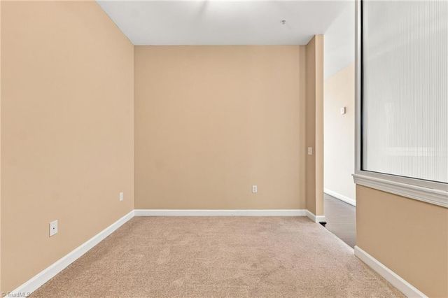 201 Elm Street 802, Greensboro, NC 27401