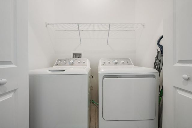 6787 RIPPLE POND LOOP, Zephyrhills, FL 33541