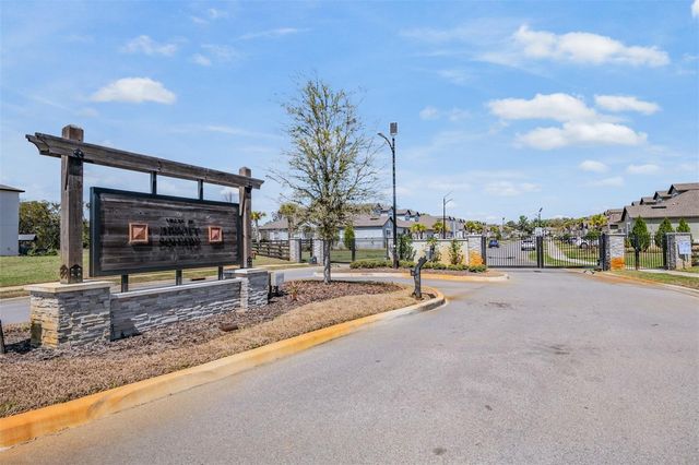 6787 RIPPLE POND LOOP, Zephyrhills, FL 33541