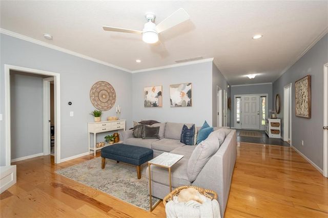 4133 Teal Drive, Lawrence, KS 66047