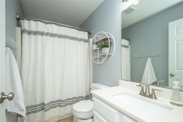 4133 Teal Drive, Lawrence, KS 66047