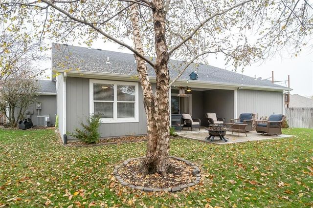 4133 Teal Drive, Lawrence, KS 66047