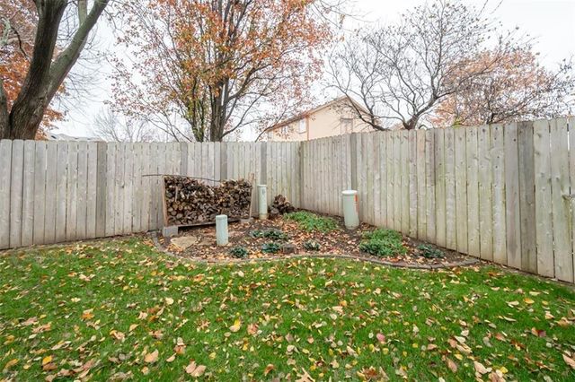 4133 Teal Drive, Lawrence, KS 66047