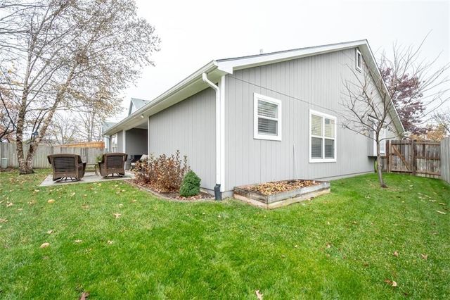 4133 Teal Drive, Lawrence, KS 66047