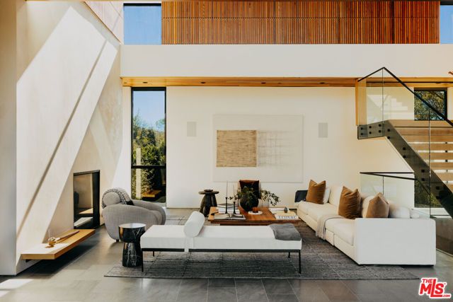 9705 Oak Pass Road, Beverly Hills, CA 90210