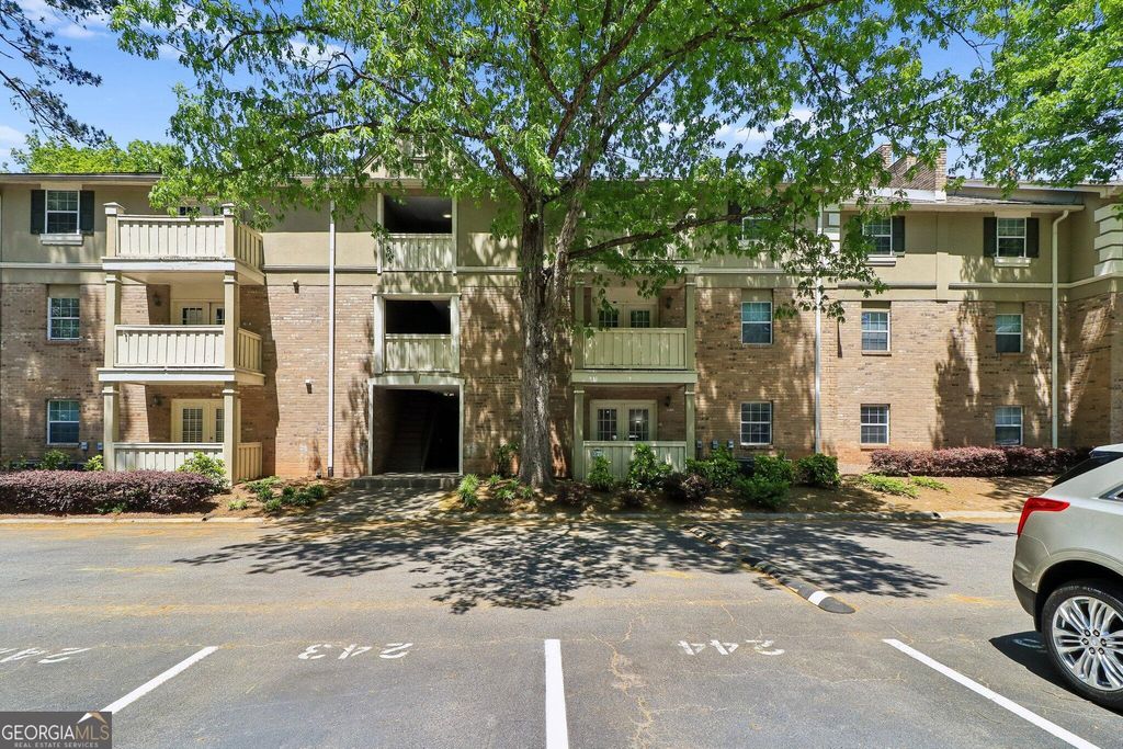 6900 Roswell Road Q29, Atlanta, GA 30328