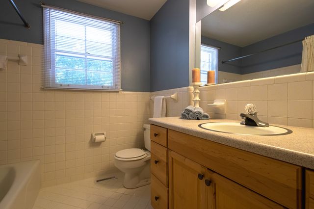 6805 Cloudland Dr, Nashville, TN 37205