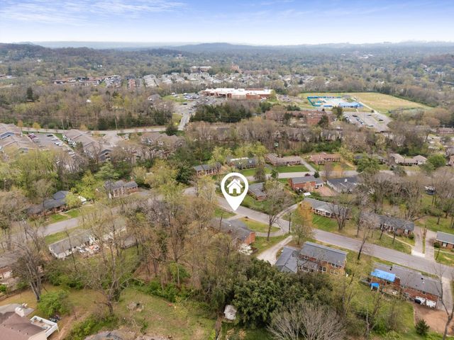 6805 Cloudland Dr, Nashville, TN 37205