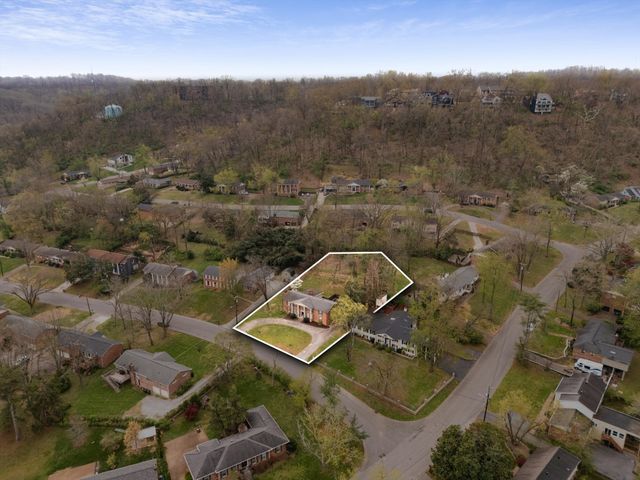 6805 Cloudland Dr, Nashville, TN 37205