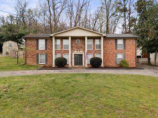 6805 Cloudland Dr, Nashville, TN 37205