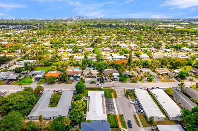 4008 NW 5th Ave, Oakland Park, FL 33309