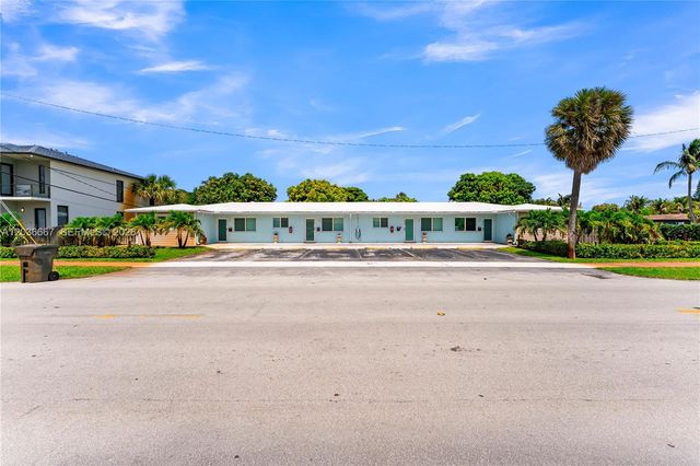 4008 NW 5th Ave, Oakland Park, FL 33309