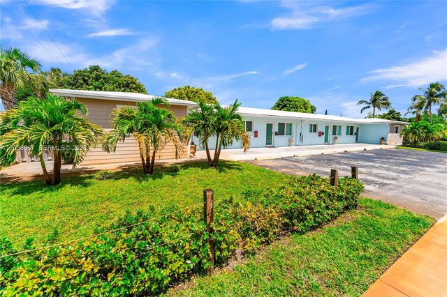 4008 NW 5th Ave, Oakland Park, FL 33309