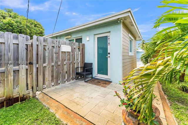4008 NW 5th Ave, Oakland Park, FL 33309