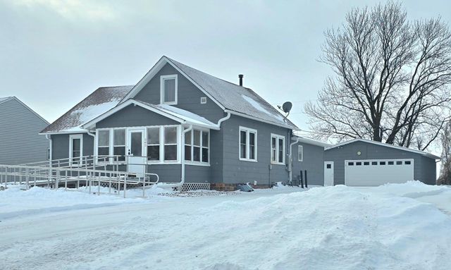 545 1st Avenue SW, Harmony, MN 55939