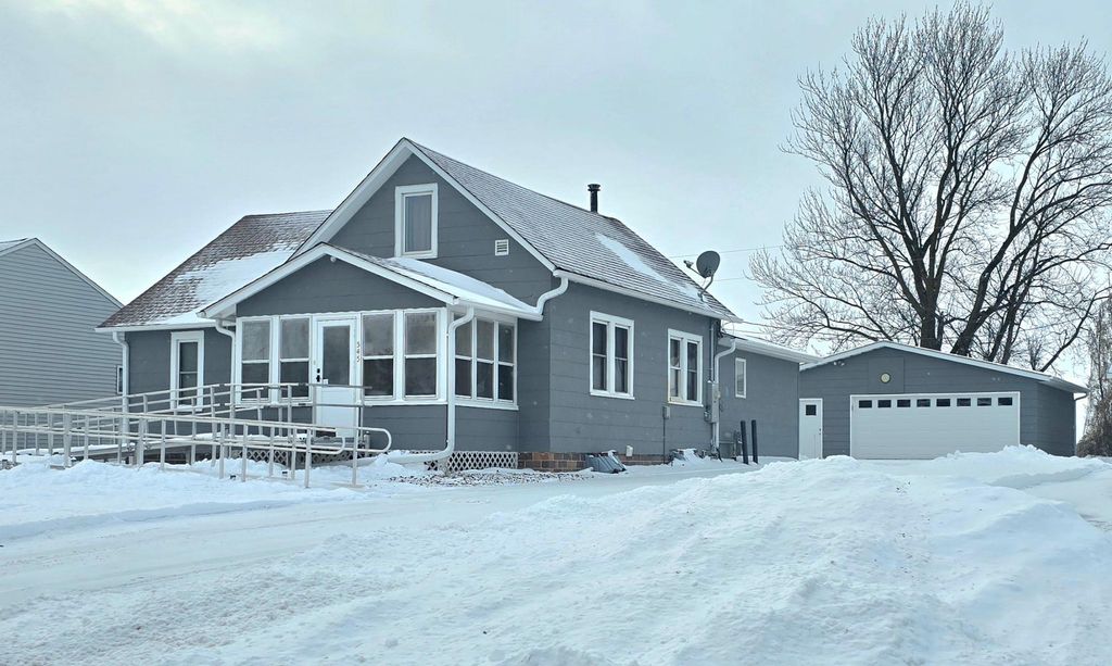 545 1st Avenue SW, Harmony, MN 55939