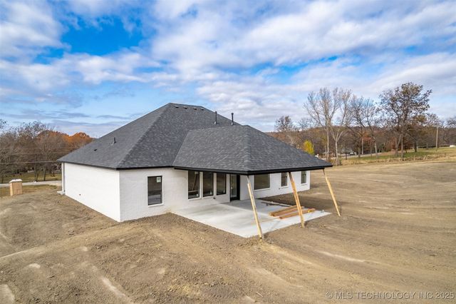 15439 N 55th West Avenue, Skiatook, OK 74070