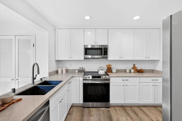 131 Ortega Avenue, Mountain View, CA 94040