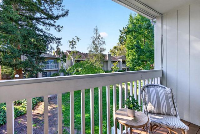 131 Ortega Avenue, Mountain View, CA 94040