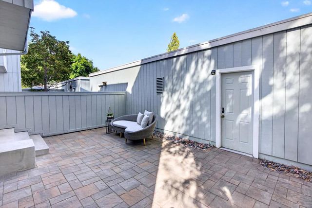 131 Ortega Avenue, Mountain View, CA 94040