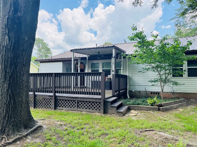 1007 N Johnson Street, Mineola, TX 75773