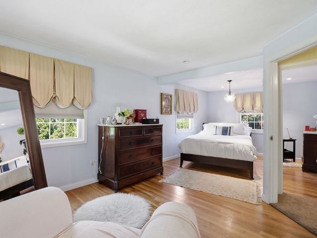 77 Old Stage Rd, Chelmsford, MA 01824