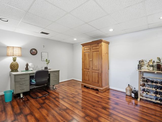 77 Old Stage Rd, Chelmsford, MA 01824