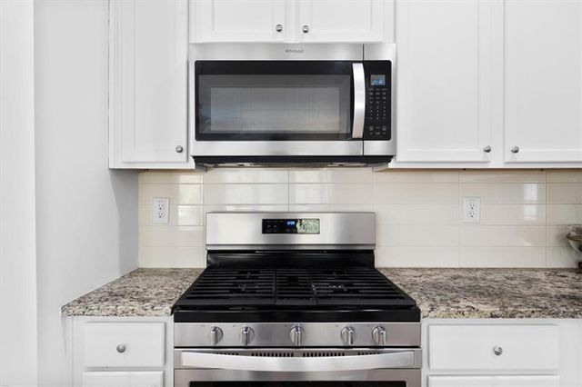 2874 Barnett Court NW, Atlanta, GA 30318