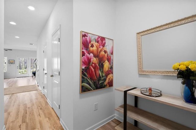 2874 Barnett Court NW, Atlanta, GA 30318