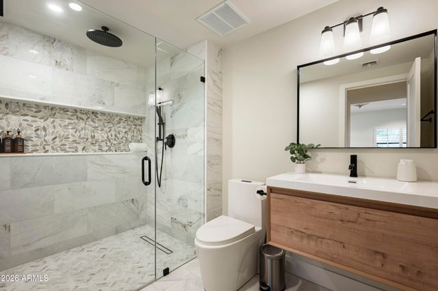 10111 E CHOLLA Street, Scottsdale, AZ 85260