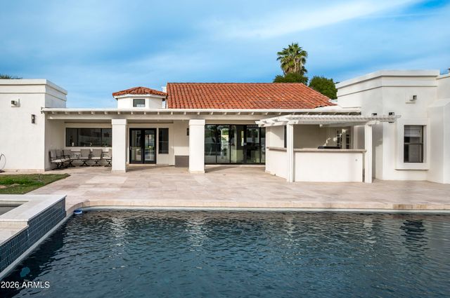 10111 E CHOLLA Street, Scottsdale, AZ 85260