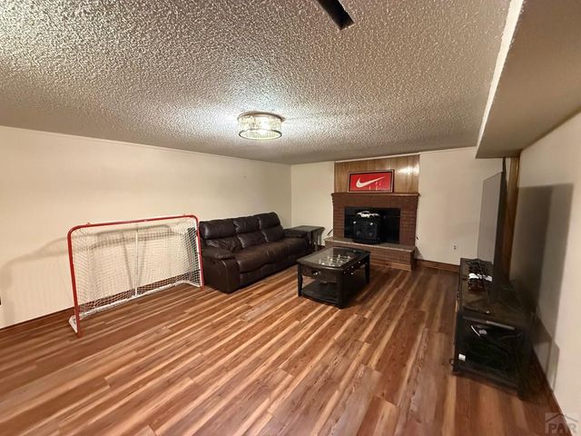 187 University Circle, Pueblo, CO 81005