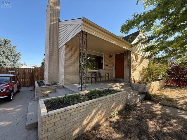 187 University Circle, Pueblo, CO 81005