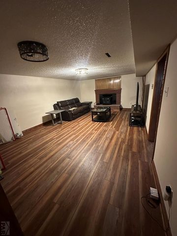 187 University Circle, Pueblo, CO 81005