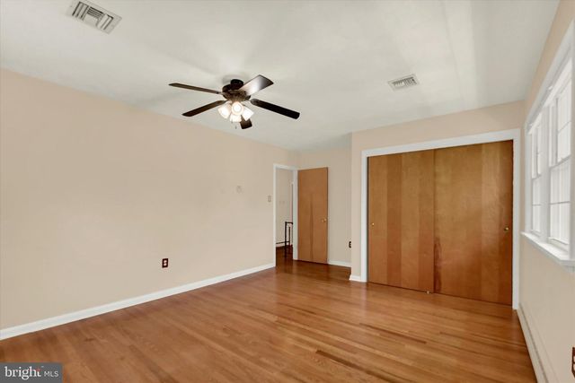 10 FIELD STONE DR, Mechanicsburg, PA 17050