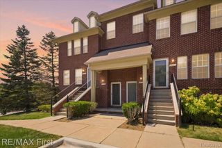 23205 Cornerstone Village Drive, Southfield, MI 48075