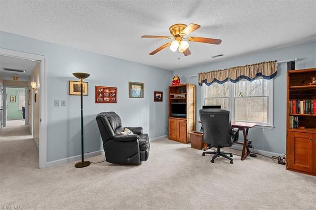 4103 Stonebrook Farms Road, Greensboro, NC 27406