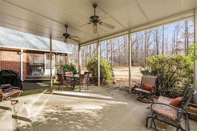 4103 Stonebrook Farms Road, Greensboro, NC 27406