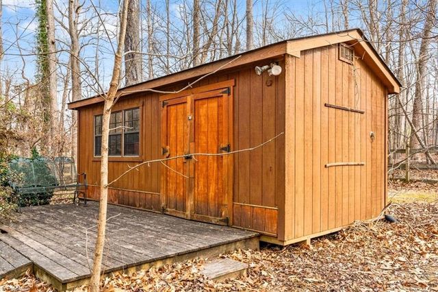 4103 Stonebrook Farms Road, Greensboro, NC 27406