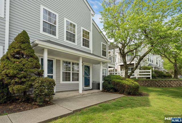 1144 Garrison Court, Mahwah, NJ 07430